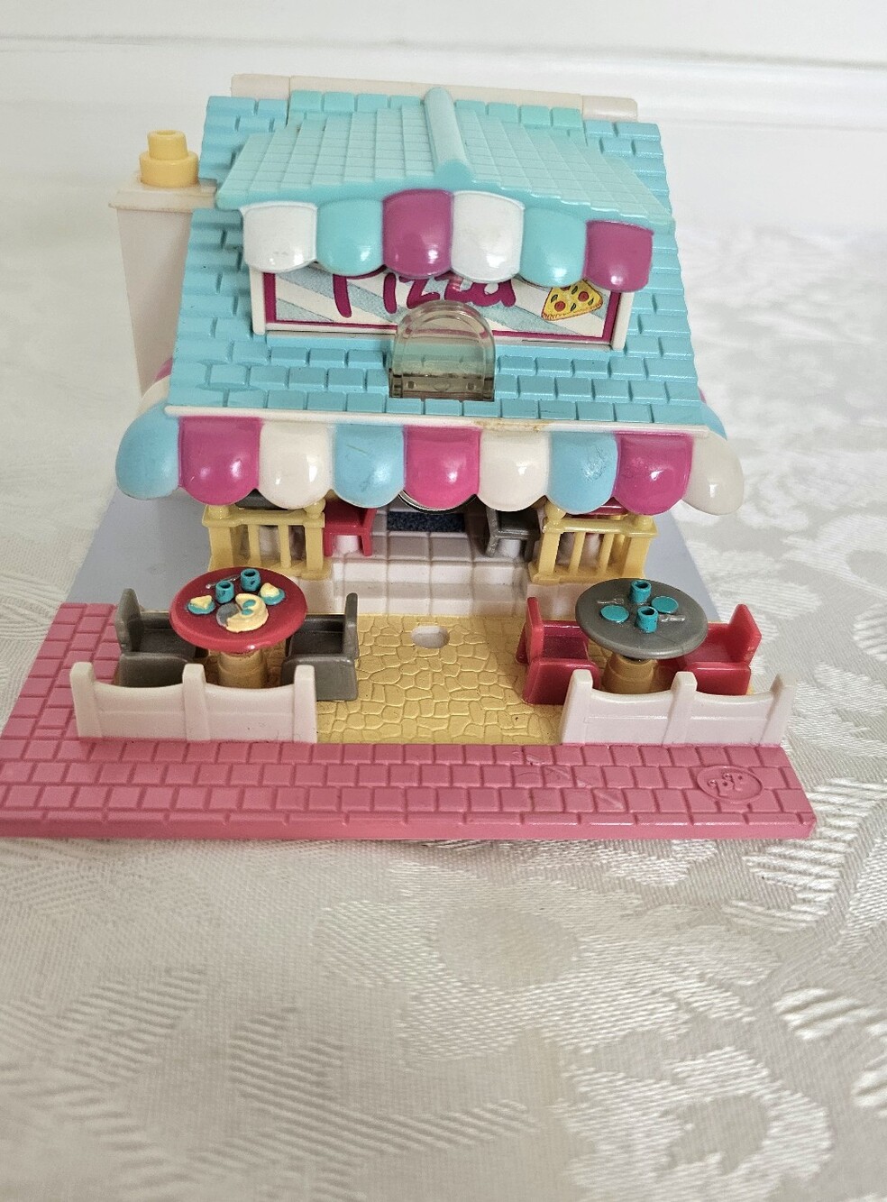 Vintage 1993 Polly Pocket Pizzaria Playset- Lights up!